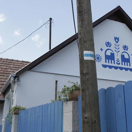 Kékmacska Nagybörzsöny Nagyborzsony