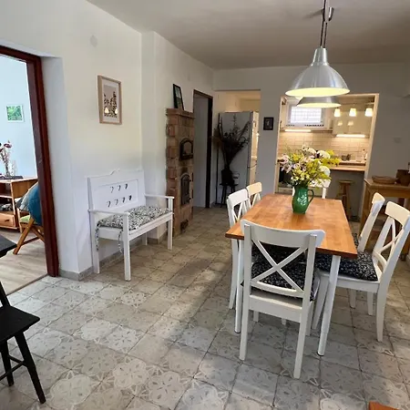 Kékmacska Nagybörzsöny *