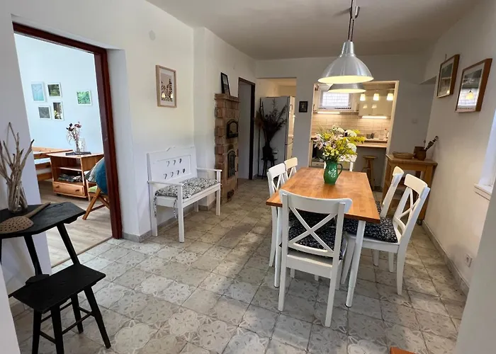 Kekmacska Vendeghaz Nagyboerzsoeny *