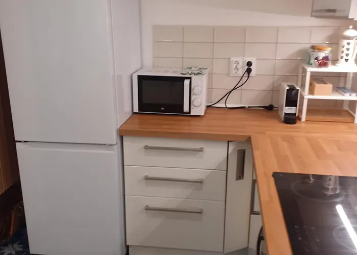 Kekmacska Vendeghaz Nagyboerzsoeny * נאגיבורז'וני